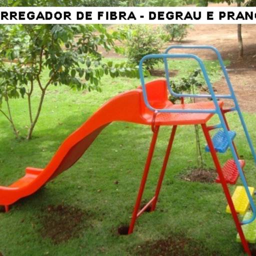 6 - Playgrounds De Metal E Fibra por Sideral Parques Infantis - Fabricação e Reformas