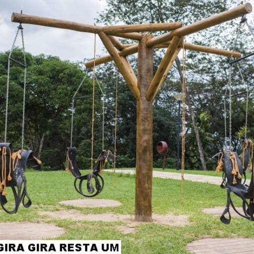 7 - Playgrounds De Troncos Rústicos