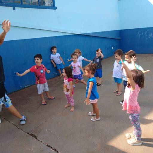 Aula de Educação Física por Anjinho da Guarda