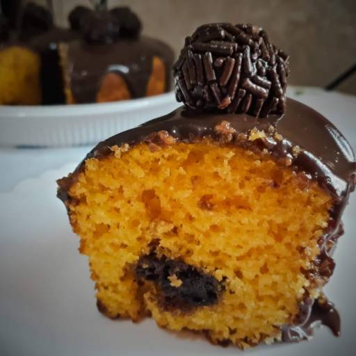 Bolo de Cenoura com Brigadeiro na massa
