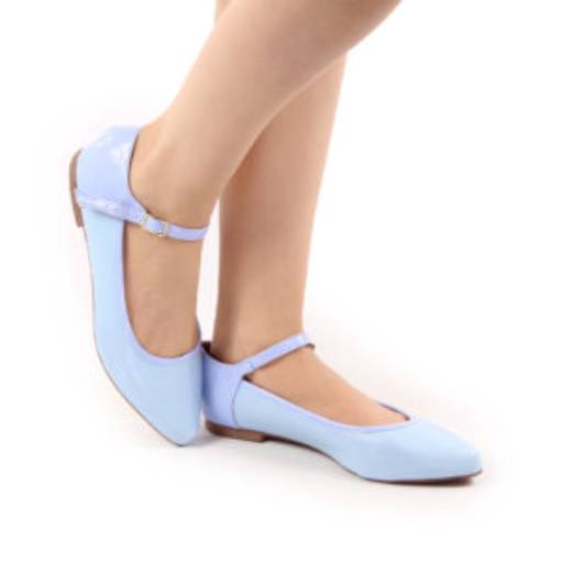 Sapatilha por Delicata Calçados