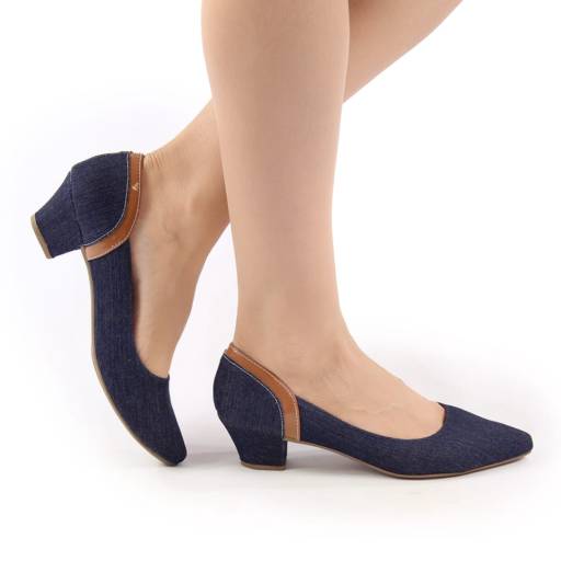 Scarpin por Delicata Calçados