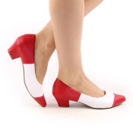 Scarpin por Delicata Calçados