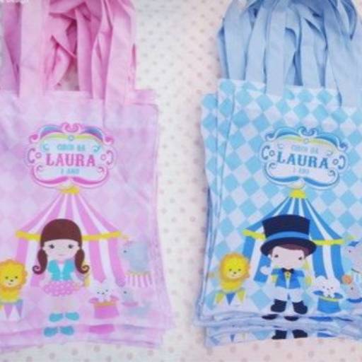 Lembrancinhas em Geral por InovaArt - Camisetas