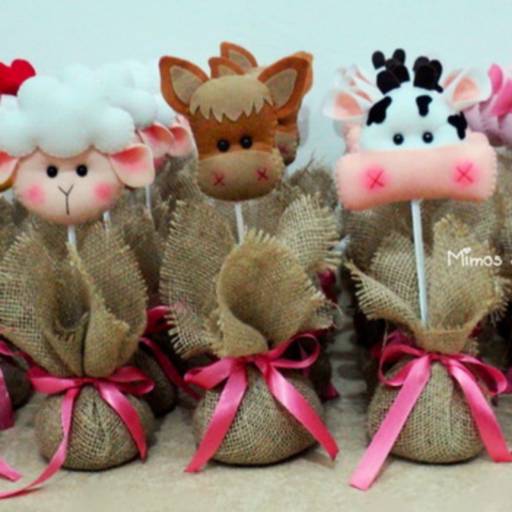 Lembrancinhas em Geral por InovaArt - Camisetas