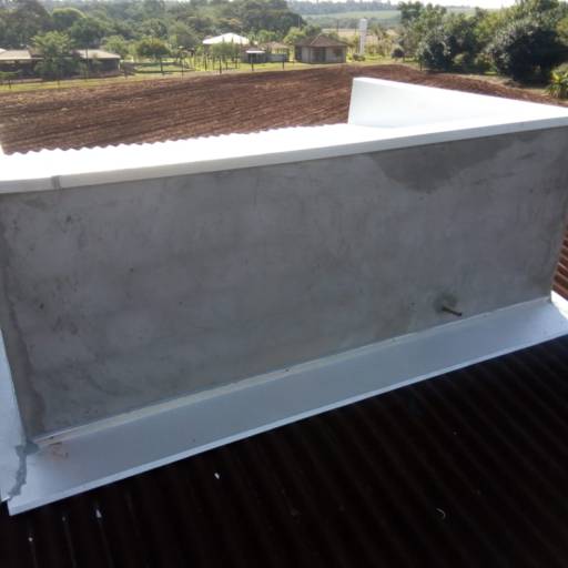 Rufo e telhado da caixa d'água por Iguaçu Calhas