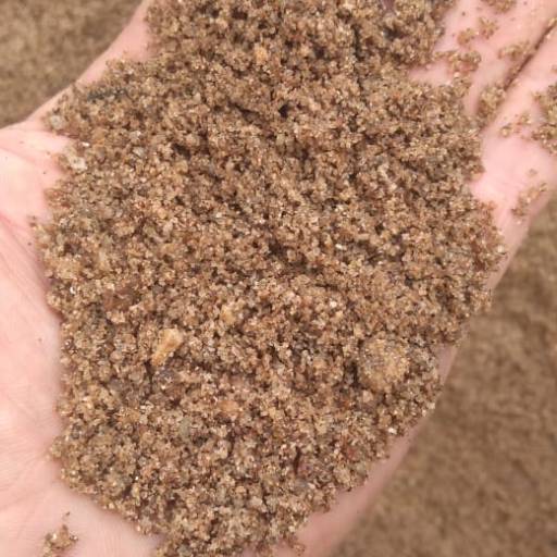 Comprar o produto de Areia Grossa em Areia pela empresa Pierry Comércio de Areia e Pedra em Guarujá, SP por Solutudo