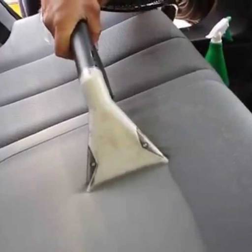 Limpeza de Estofamento de Carro
