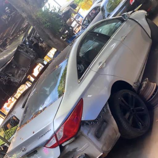 Sucata Hyundai Sonata 2.4 16v gasolina 2012 para retirada de peças e acessórios