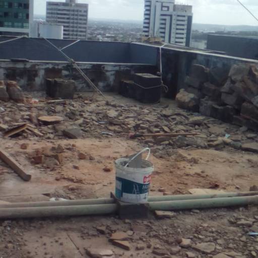 Demolições por A.J.R  Construções