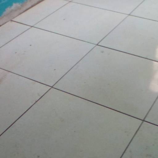 Revestimentos por A.J.R  Construções