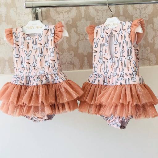 Vestido temático: Pascoa por Ateliê Petit Marie