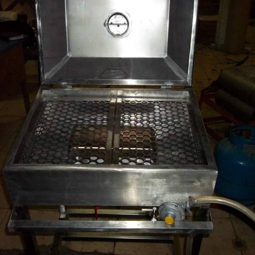 Churrasqueiras em Inox por TR Refrigeração Ltda