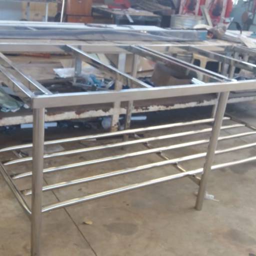 Mesas e Pias por TR Refrigeração Ltda