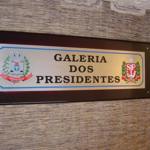 Placa Aço Inox Galeria dos Presidente Mold. Madeira