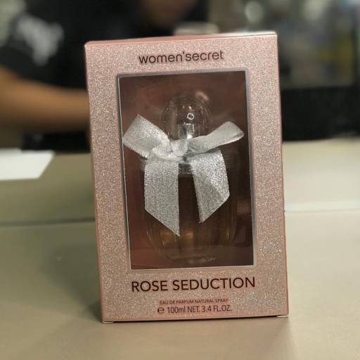 Perfume Rose Seduction por Mônika Pasquarelli Cosméticos