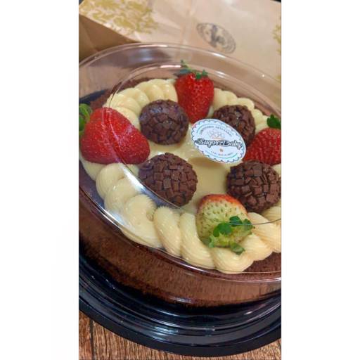 Bolo Piscina por Sugar Baby Confeitaria Artesanal