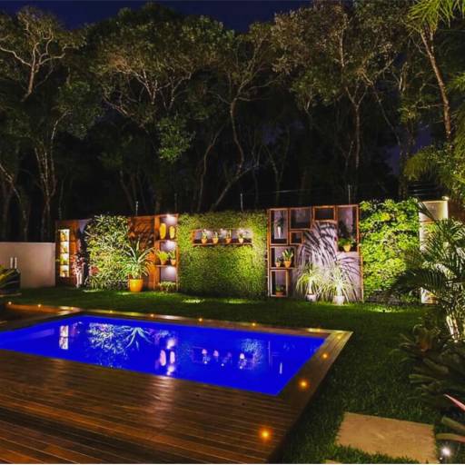 Comprar o produto de Iluminação de Jardins em Casa, Móveis e Decoração pela empresa Lumi Dutra Iluminacao Ltda em Brasília, DF por Solutudo