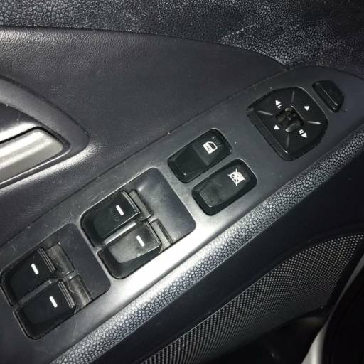 Reparo em toda a linha de Botões de Vidro Elétrico Original em Bauru por Equipsom - Alarmes Vidro Elétrico e Travas