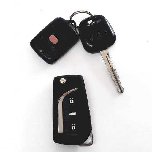 Comprar o produto de Cópia de chave do Corolla  em Chaves Automotivas pela empresa Diego Chaveiro em Bauru, SP por Solutudo