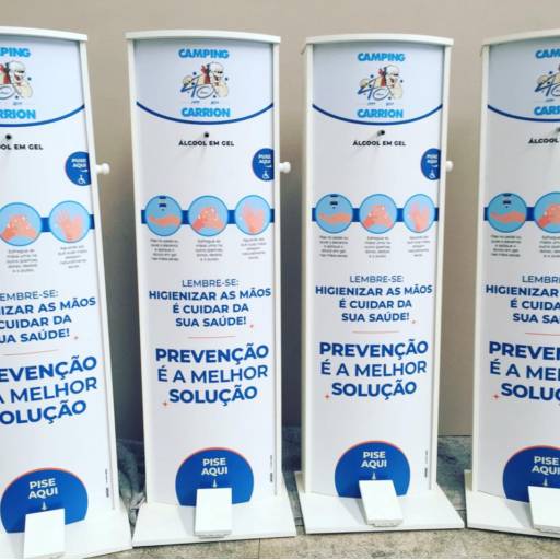 Totem para Aplicação de álcool em gel nas lojas por MPB Brindes Promocionais