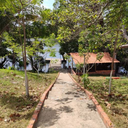 Vende- se Casa nas Margens do Rio Preguiça por Promoweb