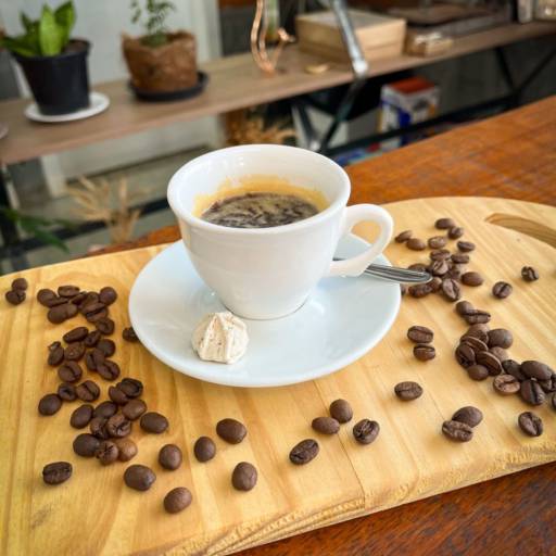 Comprar o produto de Espresso Curto  em Bebidas Quentes pela empresa Flora Café  em Mineiros, GO por Solutudo