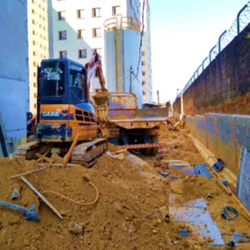 Desaterro por Nevves Aluguel De Maquinas Pesadas Ltda