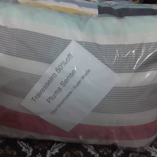 Comprar o produto de Travesseiro Pluma Sense - Fibra Siliconada - Super Macio em Travesseiros pela empresa Amzru Outlet Total em Santo André, SP por Solutudo