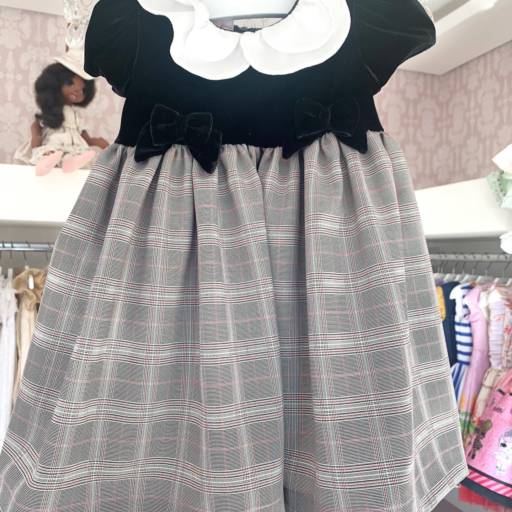 Comprar o produto de Vestido Veludo em Moda Infantil pela empresa Ateliê Petit Marie em Bauru, SP por Solutudo