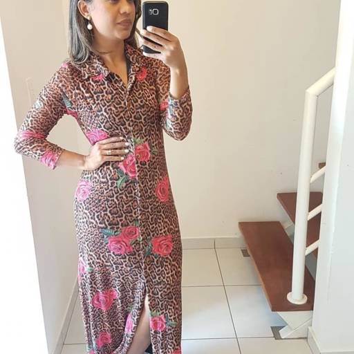 Vestido chamise longuete de onça com flor por Juliana Melo - Moda Feminina Plus size e Moda Pet