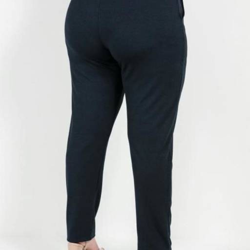 Calça crepe plus size marinho faixa na cintura por Juliana Melo - Moda Feminina Plus size e Moda Pet