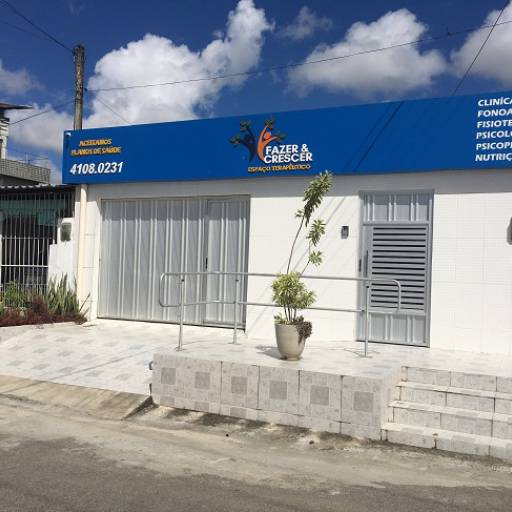 Unidade Abreu e Lima por Fazer & Crescer Espaço Terapêutico