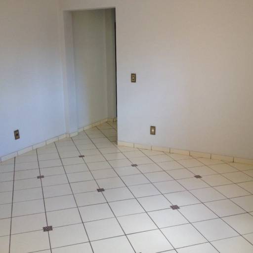 Apartamento - Aluguel - Código: 990 - R$900,00 por Imobiliária Jaú