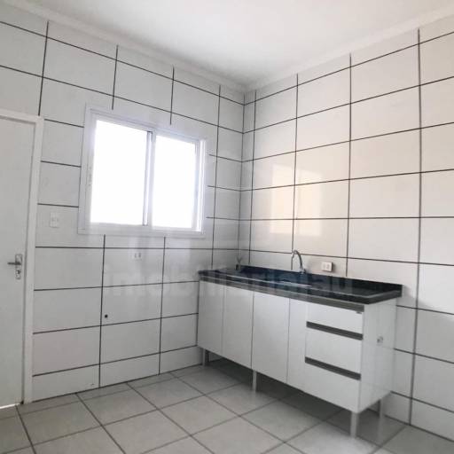 Apartamento – Código: 4855 – Aluguel: R$900,00 por Imobiliária Jaú