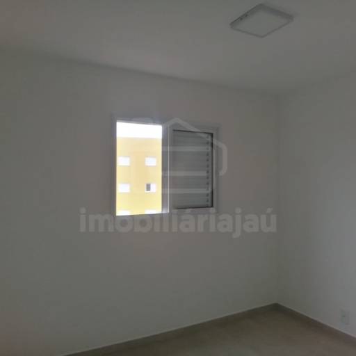 Apartamento – Código: 5850 – Aluguel: R$700,00 por Imobiliária Jaú