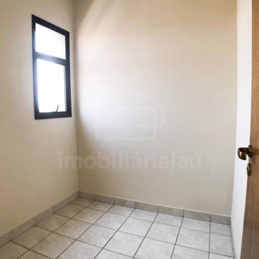 Apartamento – Código: 5895 – Aluguel: R$1.450,00 por Imobiliária Jaú