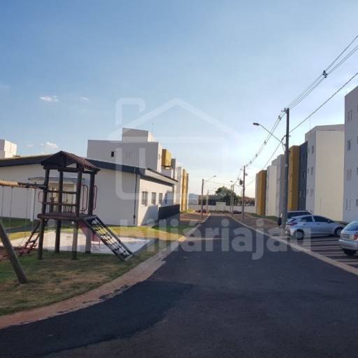 Apartamento – Código: 6082 – Aluguel: R$650,00 por Imobiliária Jaú