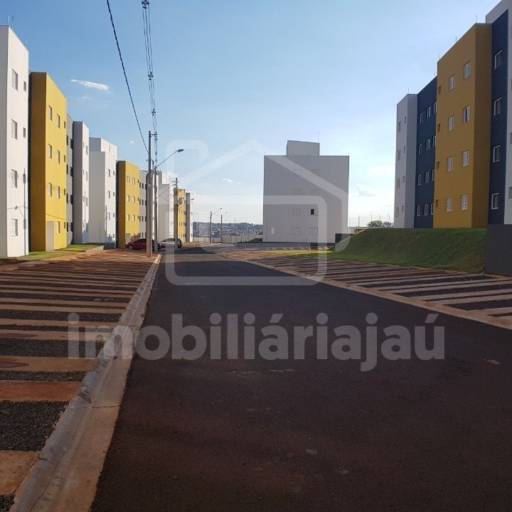 Apartamento – Código: 6082 – Aluguel: R$650,00 por Imobiliária Jaú