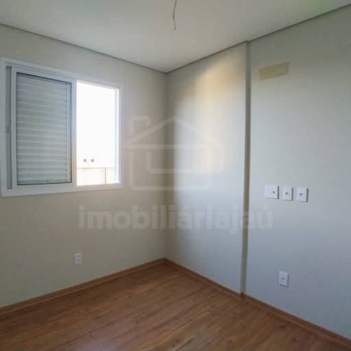 Apartamento - Código: 6576 - Aluguel: R$1.400,00 - Venda: R$375.000,00 por Imobiliária Jaú