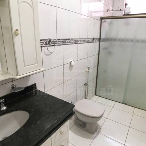 Casa – Código: 6812 – Aluguel: R$1.700,00 – Venda: R$600.000,00 por Imobiliária Jaú