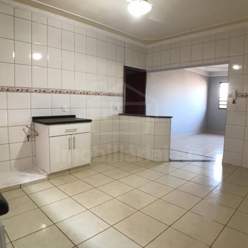 Casa – Código: 6812 – Aluguel: R$1.700,00 – Venda: R$600.000,00 por Imobiliária Jaú