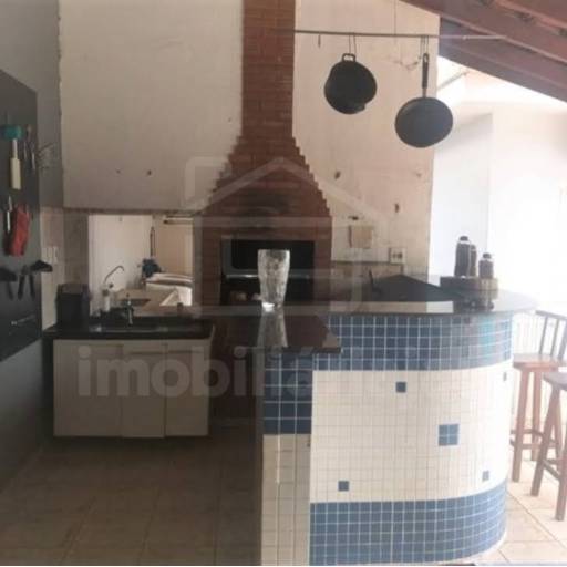 Casa - Código: 6720 - Aluguel: R$2.500,00 - Venda: R$690.000,00 por Imobiliária Jaú