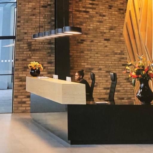 Sobrallighting - Luminárias BEGA por ELAINE SOBRAL HORMANN Arquitetura & Cia