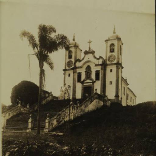 Igreja de Santa Efigênia por DQC Turismo 