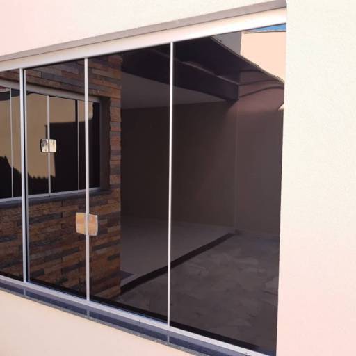 Janela com película preta por Top Vidros