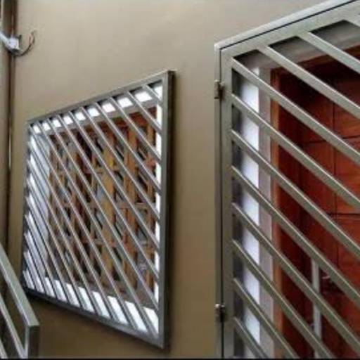 Portões, Janelas, Portas, Grades, Lixeiras por 24hs Serviços