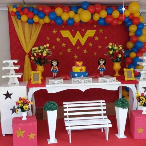Decoração da Mulher-Maravilha