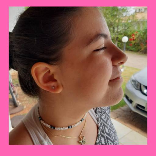 Primeiro, segundo e terceiro furos em orelha em Jundiaí, SP por Renata Finkler Auriculoterapia