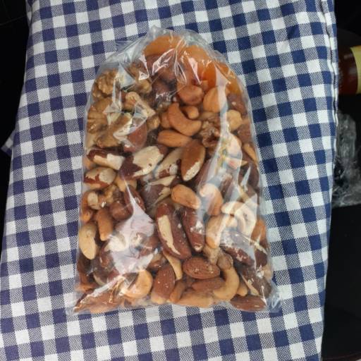 Mix de castanhas 500g R$38,00